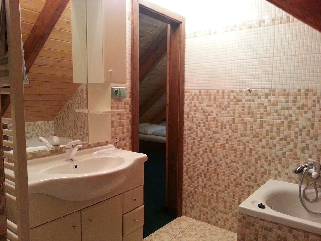 Apartment Roky *